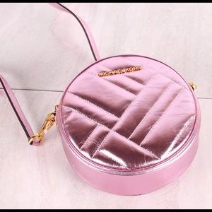 Michael Kors NWT Vivianne Canteen Crossbody